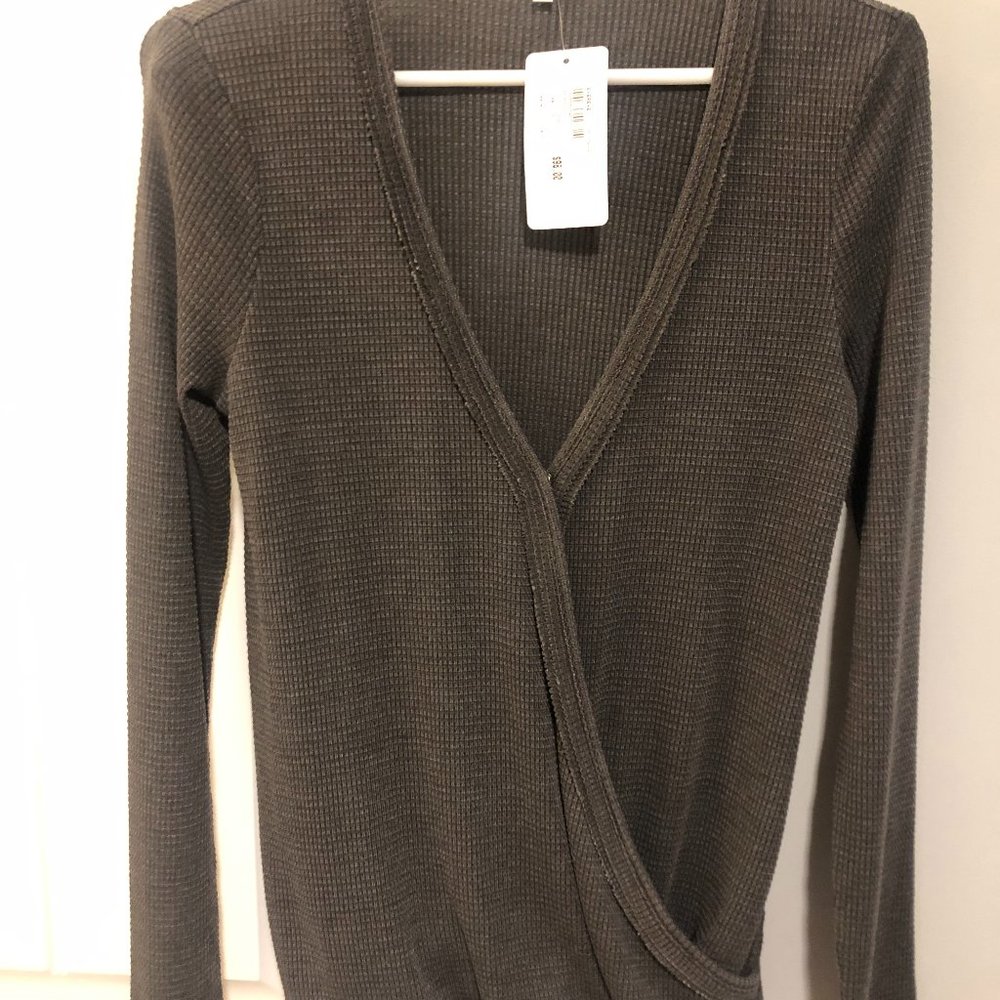 Splendid brand "Keene surplice top"  extra small